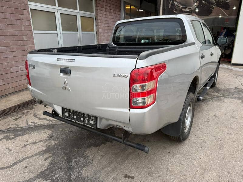 Mitsubishi L200 