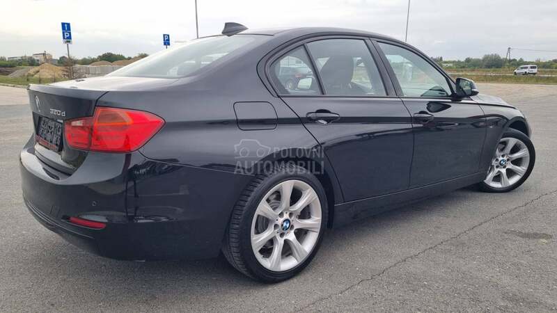 BMW 320 D SPORT