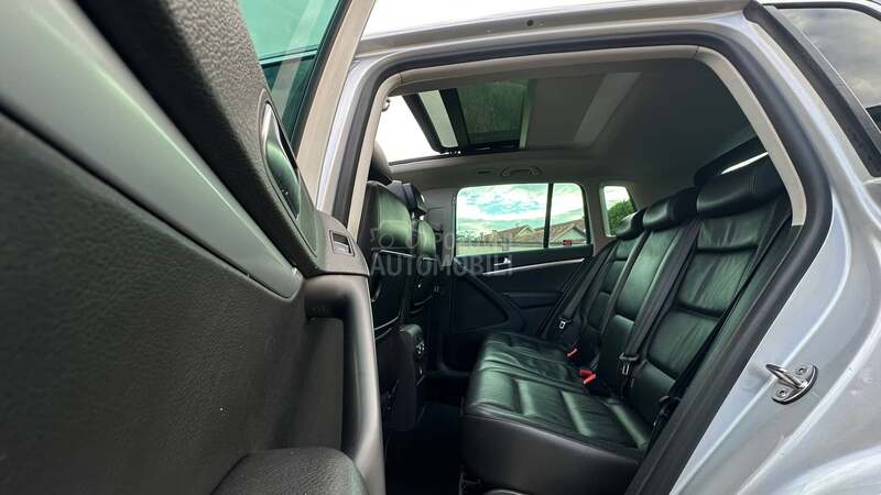 Volkswagen Tiguan DSG/4x4/PANO