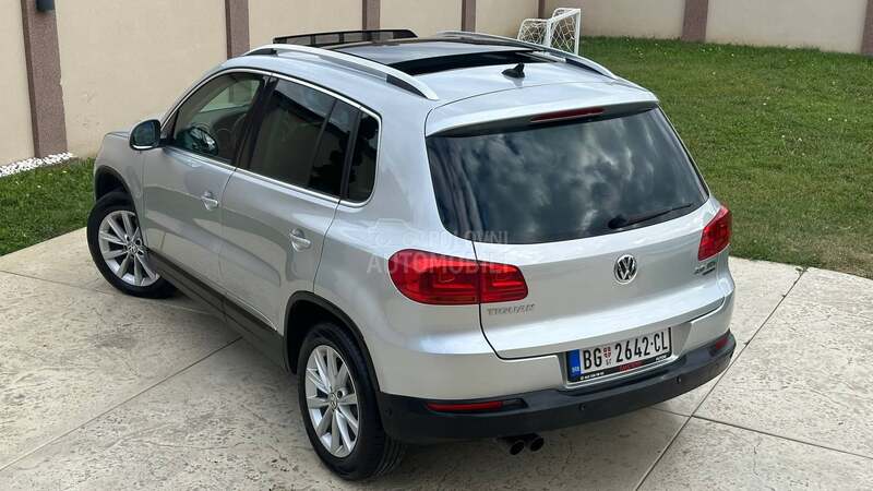 Volkswagen Tiguan DSG/4x4/PANO
