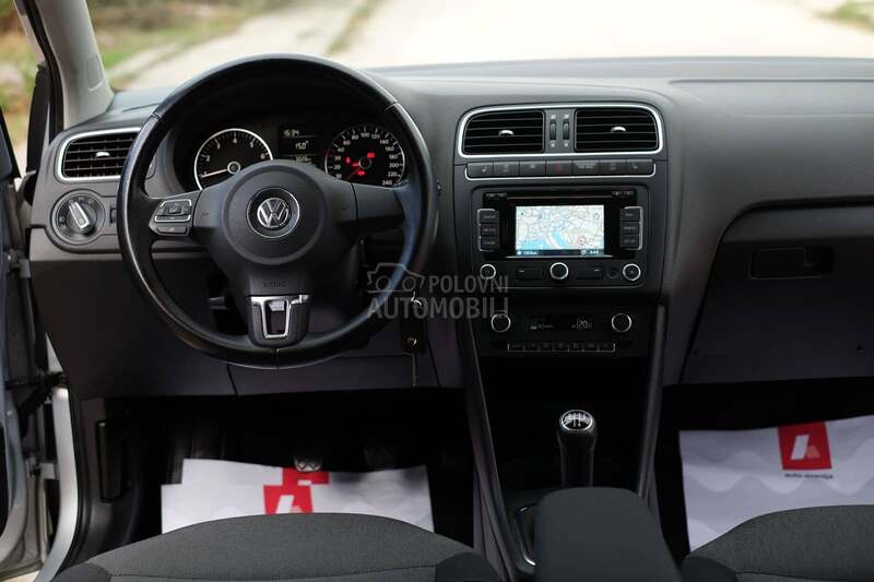 Volkswagen Polo 1.2TSi 147000 CH CL