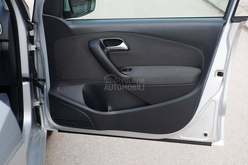 Volkswagen Polo 1.2TSi 147000 CH CL