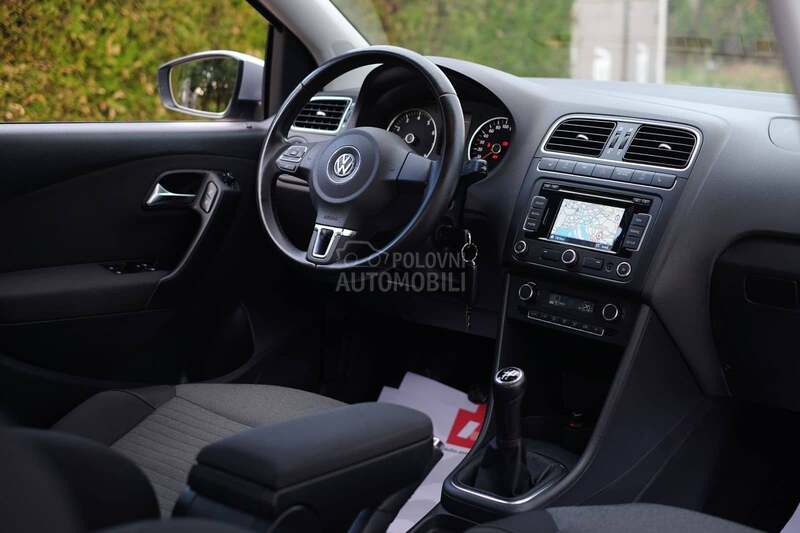 Volkswagen Polo 1.2TSi 147000 CH CL
