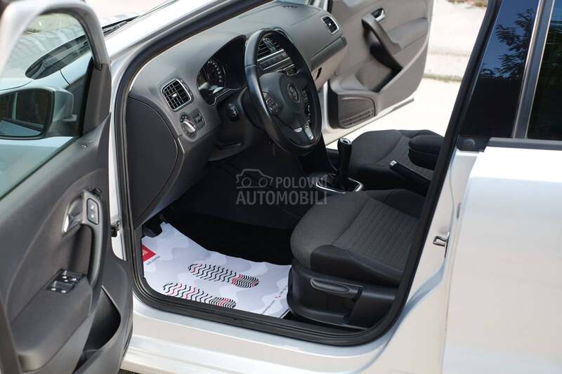 Volkswagen Polo 1.2TSi 147000 CH CL