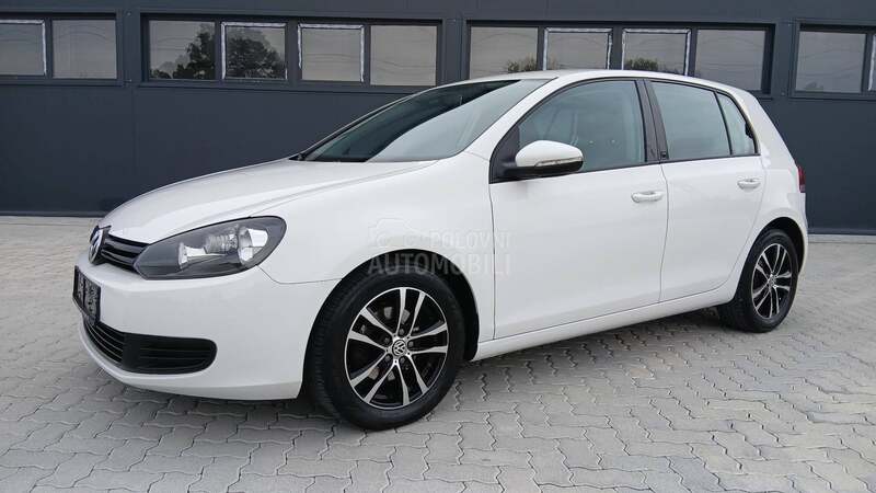 Volkswagen Golf 6 1.6 TDI BLUEMOTION