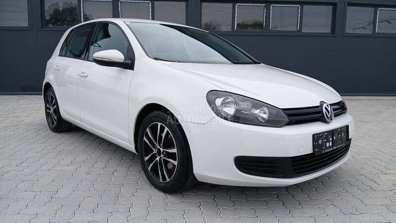 Volkswagen Golf 6 1.6 TDI BLUEMOTION