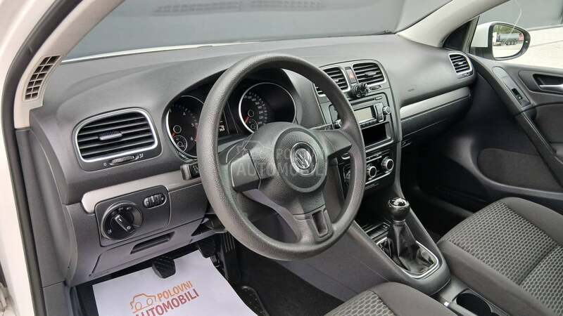 Volkswagen Golf 6 1.6 TDI BLUEMOTION