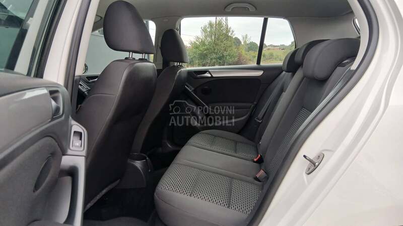 Volkswagen Golf 6 1.6 TDI BLUEMOTION