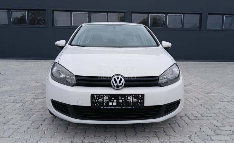 Volkswagen Golf 6 1.6 TDI BLUEMOTION