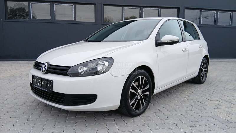 Volkswagen Golf 6 1.6 TDI BLUEMOTION