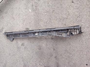 Nosac zadnjeg branika za Fiat 500