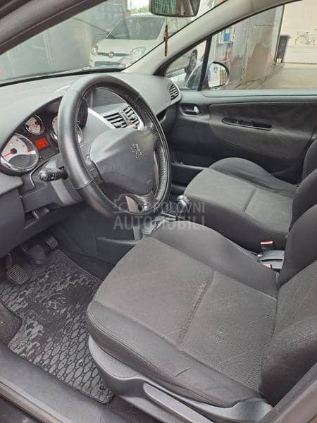 Peugeot 207 1.4