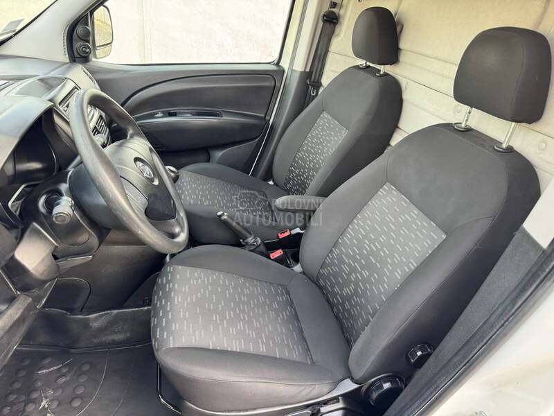 Opel Combo 1.3cdti 80km