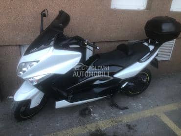 Yamaha T max Hitno samo danas