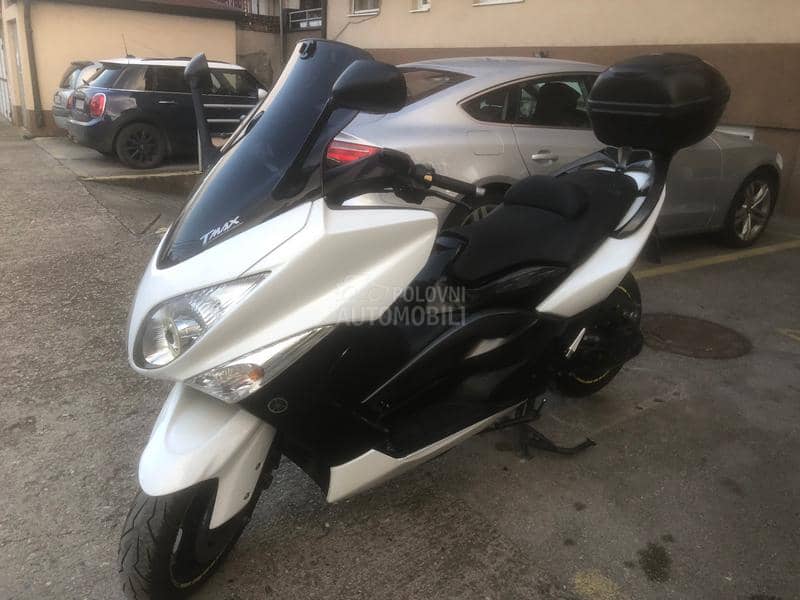 Yamaha T max Hitno samo danas