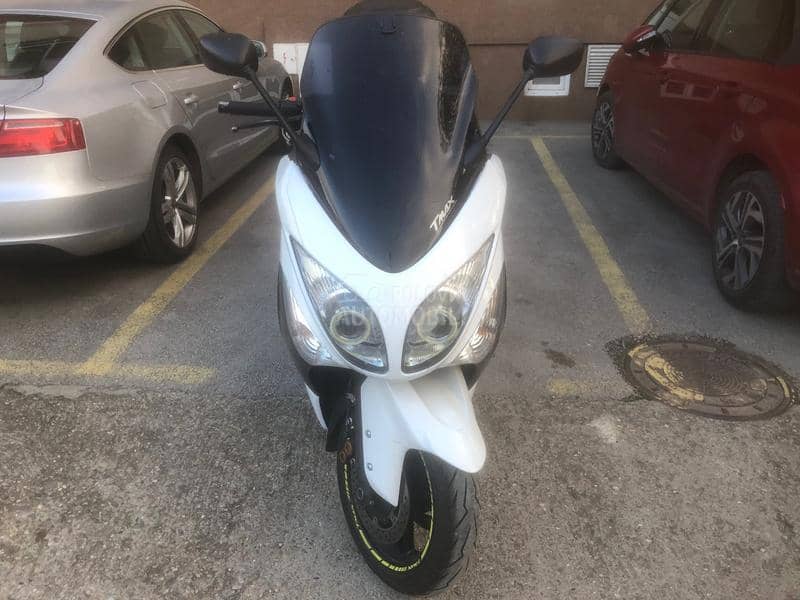 Yamaha T max Hitno samo danas