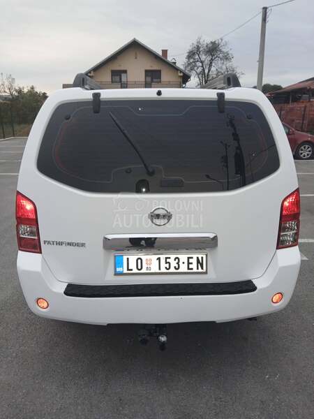 Nissan Pathfinder 