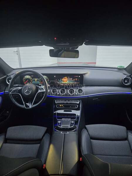 Mercedes Benz E 300 HYB/AVANTGARDE