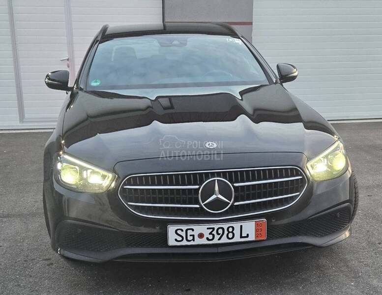 Mercedes Benz E 300 HYB/AVANTGARDE