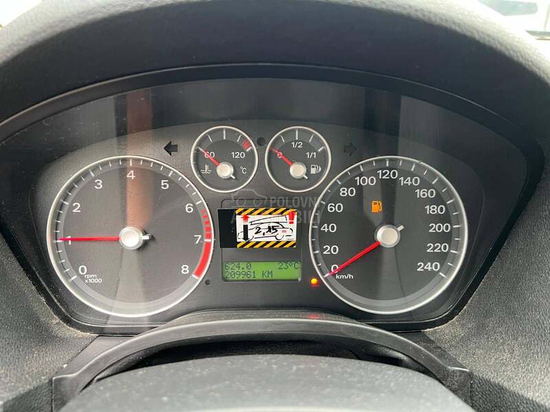 Ford C-Max SA TABLICAMA