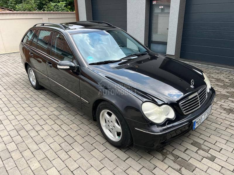 Mercedes Benz C 200 SA TABLICAMA
