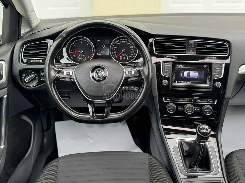 Volkswagen Golf 7 Pano/157k.m/CUP Edt
