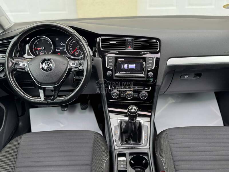 Volkswagen Golf 7 Pano/157k.m/CUP Edt