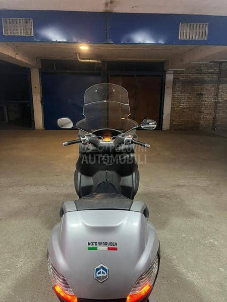 Piaggio mp3