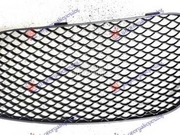 RESETKA PREDNJEG BRANIKA... za Mercedes Benz GLA Klasa od 2014. do 2017. god.