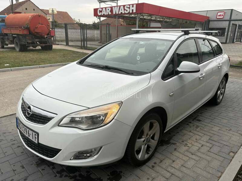 Opel Astra J 1.7 CDTI