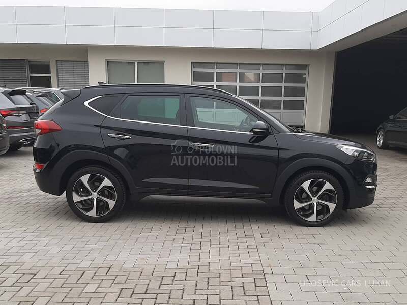 Hyundai Tucson 2.0D 4x4 VERTEX CH