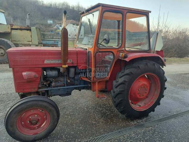 Universal 445