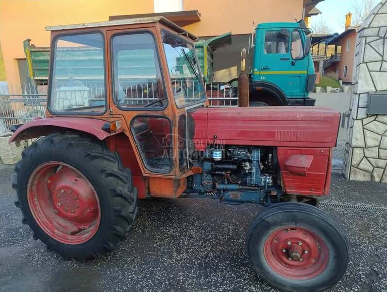 Universal 445