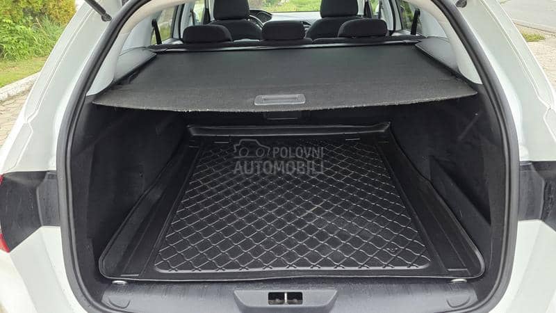 Peugeot 308 1.6 eHDI  Allure