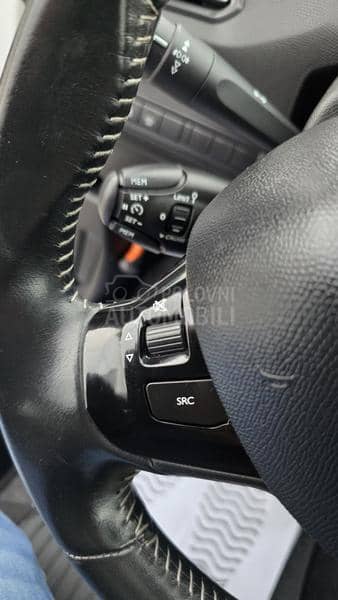 Peugeot 308 1.6 eHDI  Allure