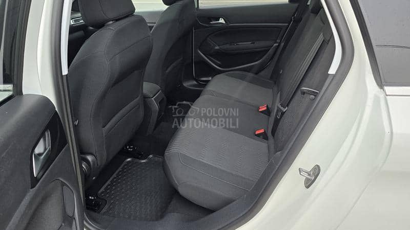 Peugeot 308 1.6 eHDI  Allure