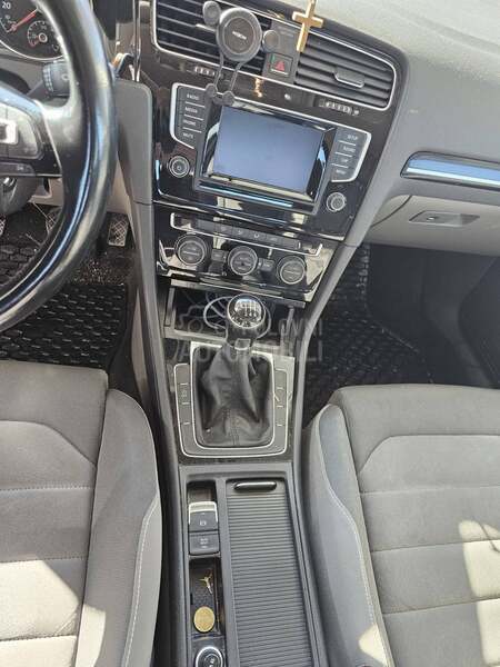 Volkswagen Golf 7 1.4 TGI - HIGHLINE