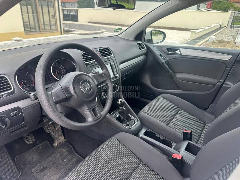 Volkswagen Golf 6 1.6TDI Bluemotion