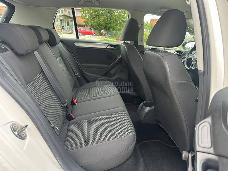 Volkswagen Golf 6 1.6TDI Bluemotion