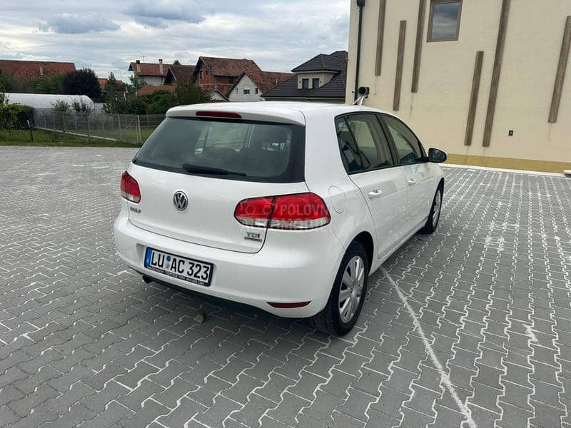 Volkswagen Golf 6 1.6TDI Bluemotion