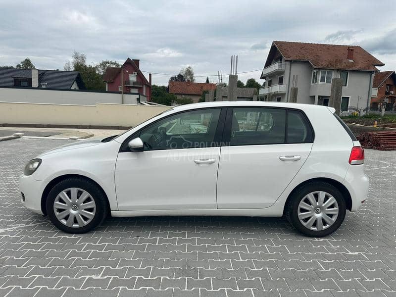 Volkswagen Golf 6 1.6TDI Bluemotion