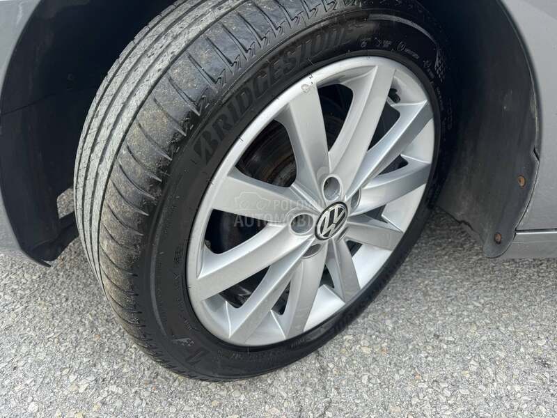 Volkswagen Golf 6 1.6tdi HIGHLINE