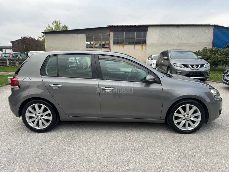 Volkswagen Golf 6 1.6tdi HIGHLINE