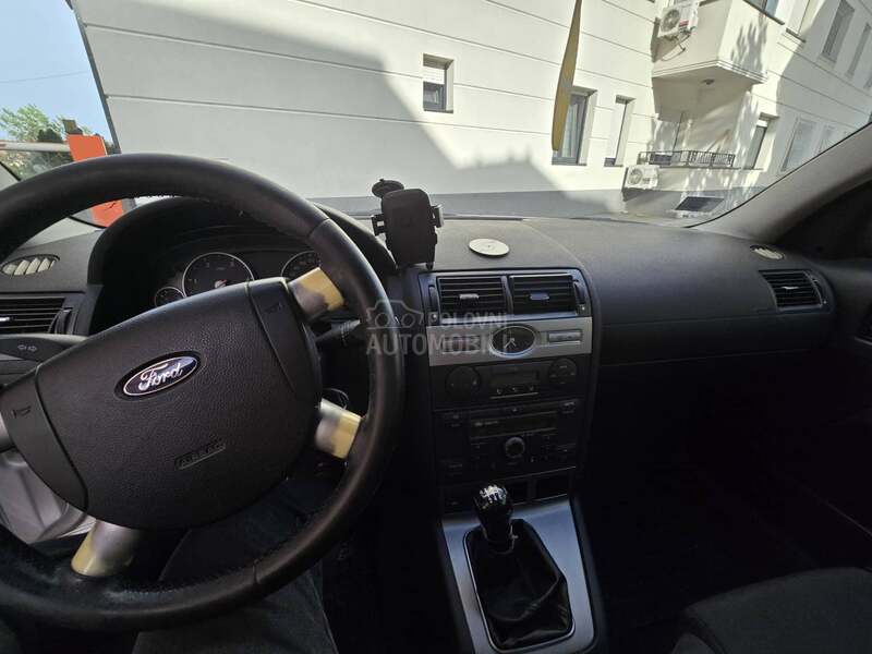 Ford Mondeo 2.0 tdci