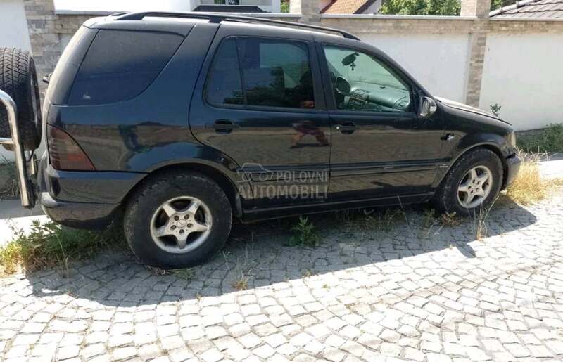 Mercedes Benz ML 320 