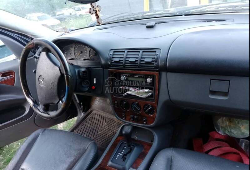 Mercedes Benz ML 320 