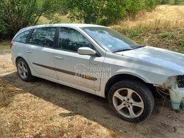 Renault Laguna 1.9 2004. god. -  kompletan auto u delovima