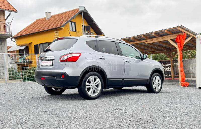 Nissan Qashqai NA-VI  PA-NO  KAMERA