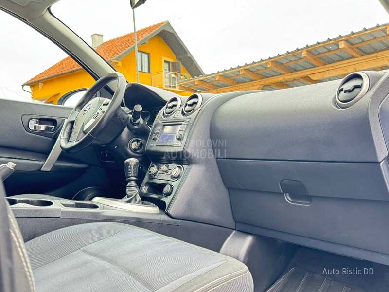 Nissan Qashqai NA-VI  PA-NO  KAMERA