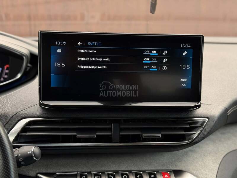 Peugeot 3008 GT/Auto/Kamera/Led